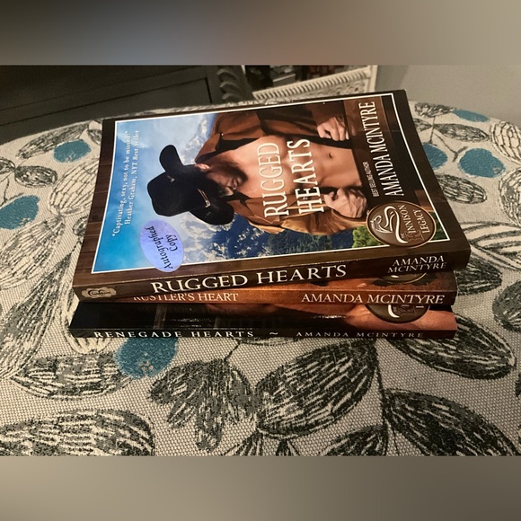 The KINNISON LEGACY | 3 BOOK SET WESTERN ROMACE AMANDA MCINTYRE - Picture 7 of 13